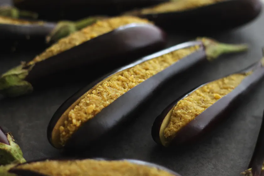 Pistachio-Stuffed Baby Aubergines