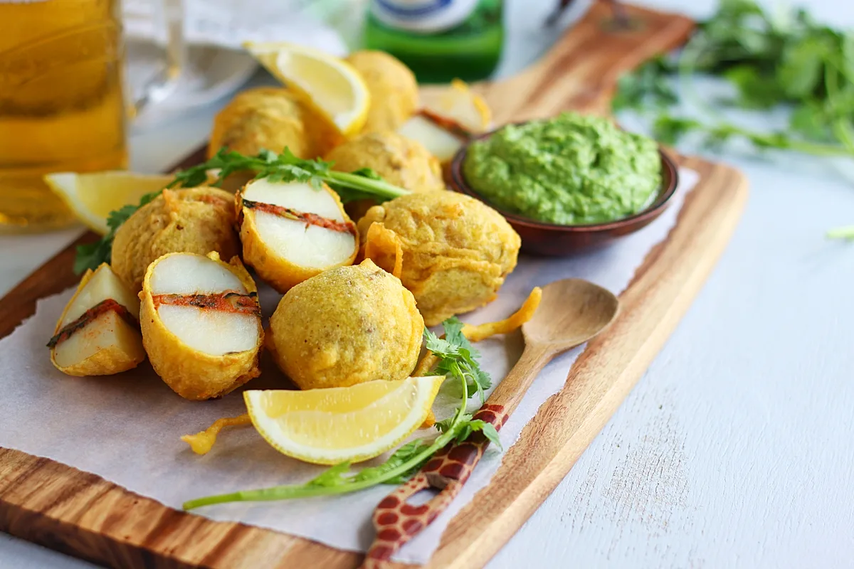 Mini Kenya-Style Packed Potatoes with Coconut and Coriander Chutney