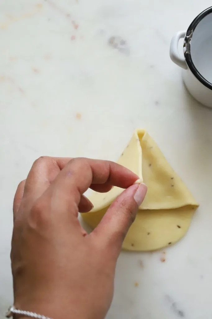 How to fold samosas