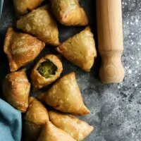 The Best Vegetarian Samosas