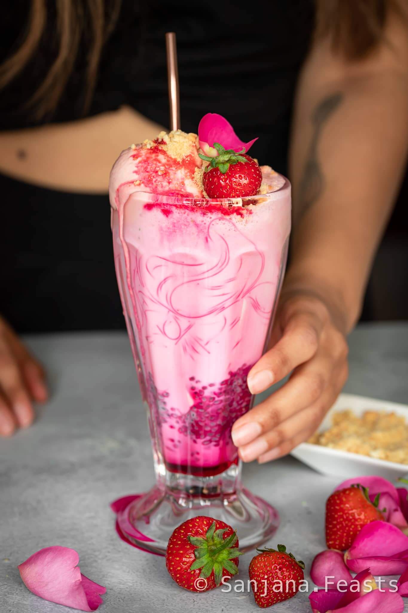 Strawberry Cheesecake Falooda