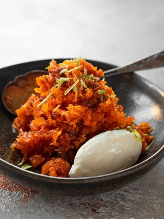 Gajar ka Halwa (Carrot Halwa Recipe)