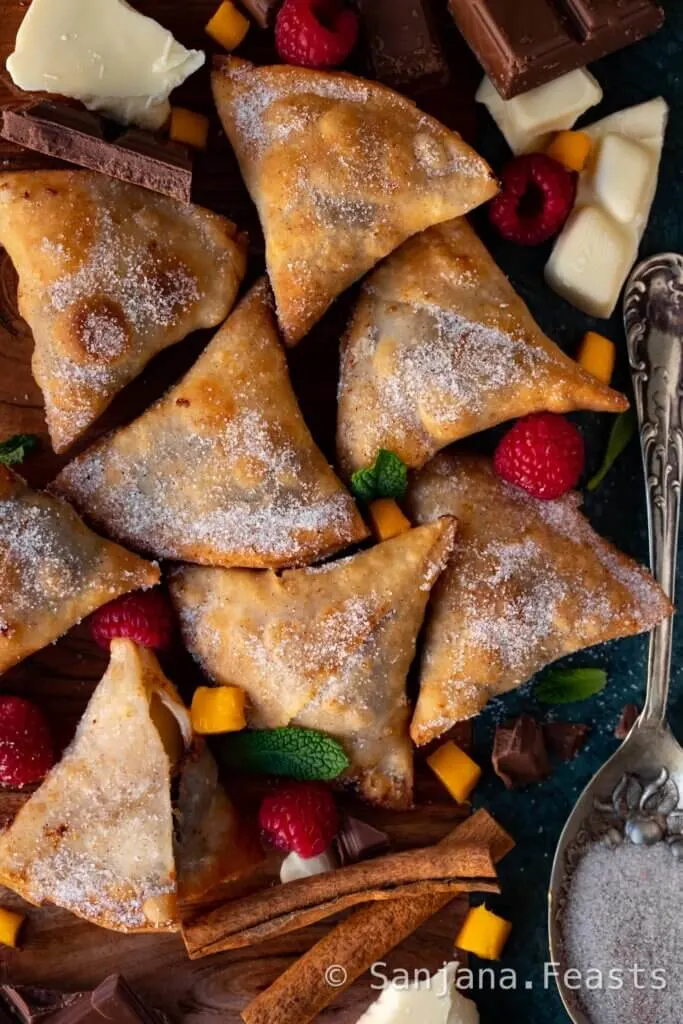 Delicious chocolate samosa recipe