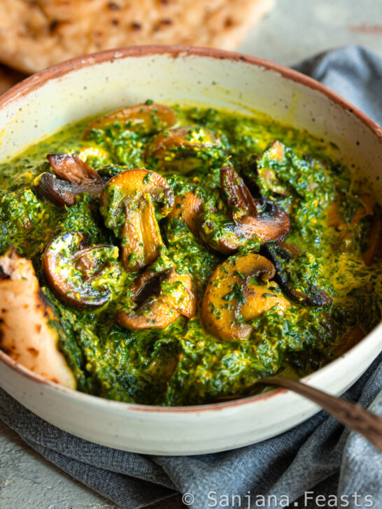 Spinach and Mushroom Curry
