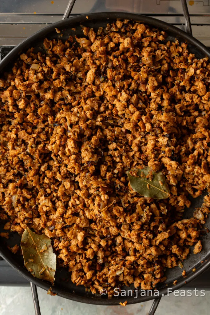 brown the mince for keema