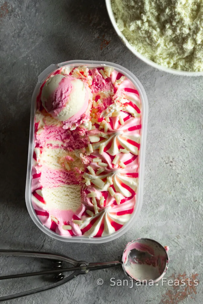 how to make barfi with ice cream strawberry flavour