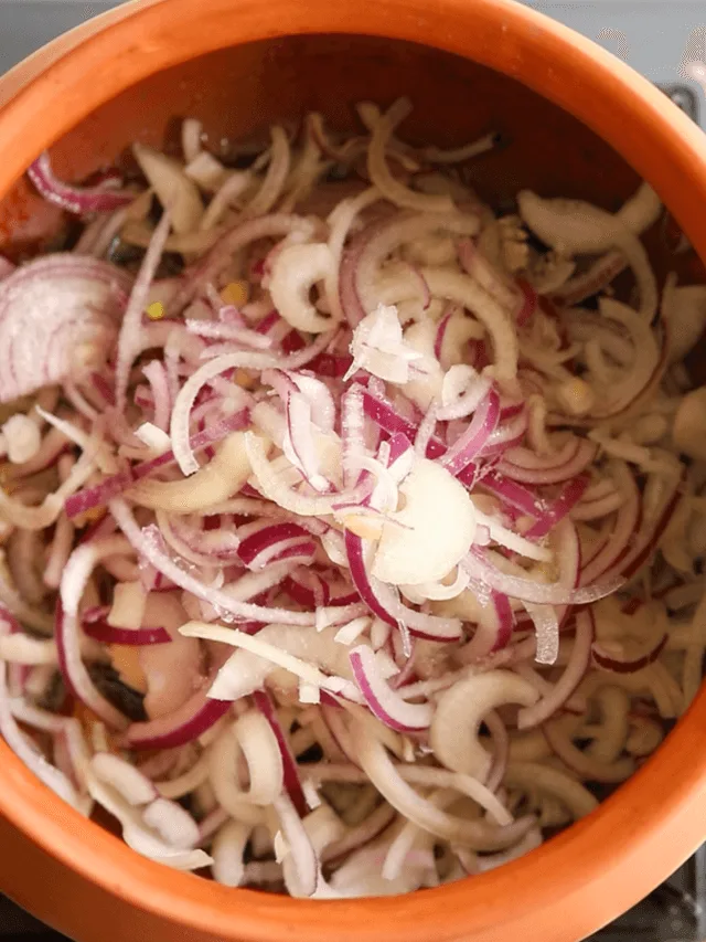 Cook plenty of onions in butter until soft