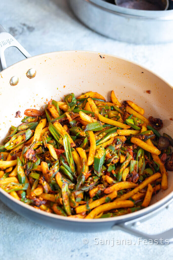 How to cook okra or bhindi with potato