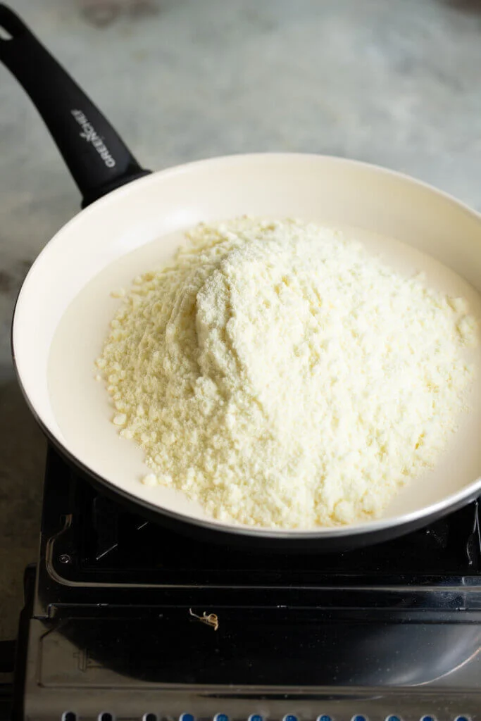add milk powder to cream